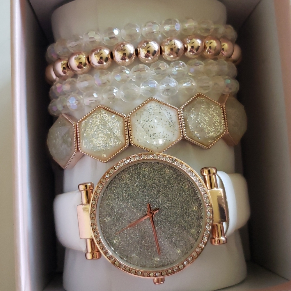 Watch ⌚ - Picture 2 of 8